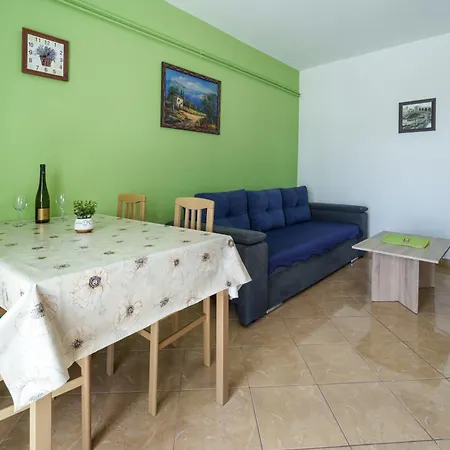 Anka Apartman *